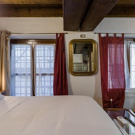 Leoncin D'Oro Apartment Verona Exterior photo